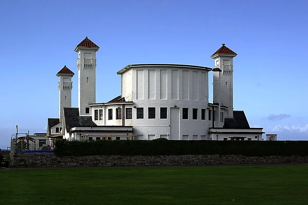 Hanger 13, Ayr